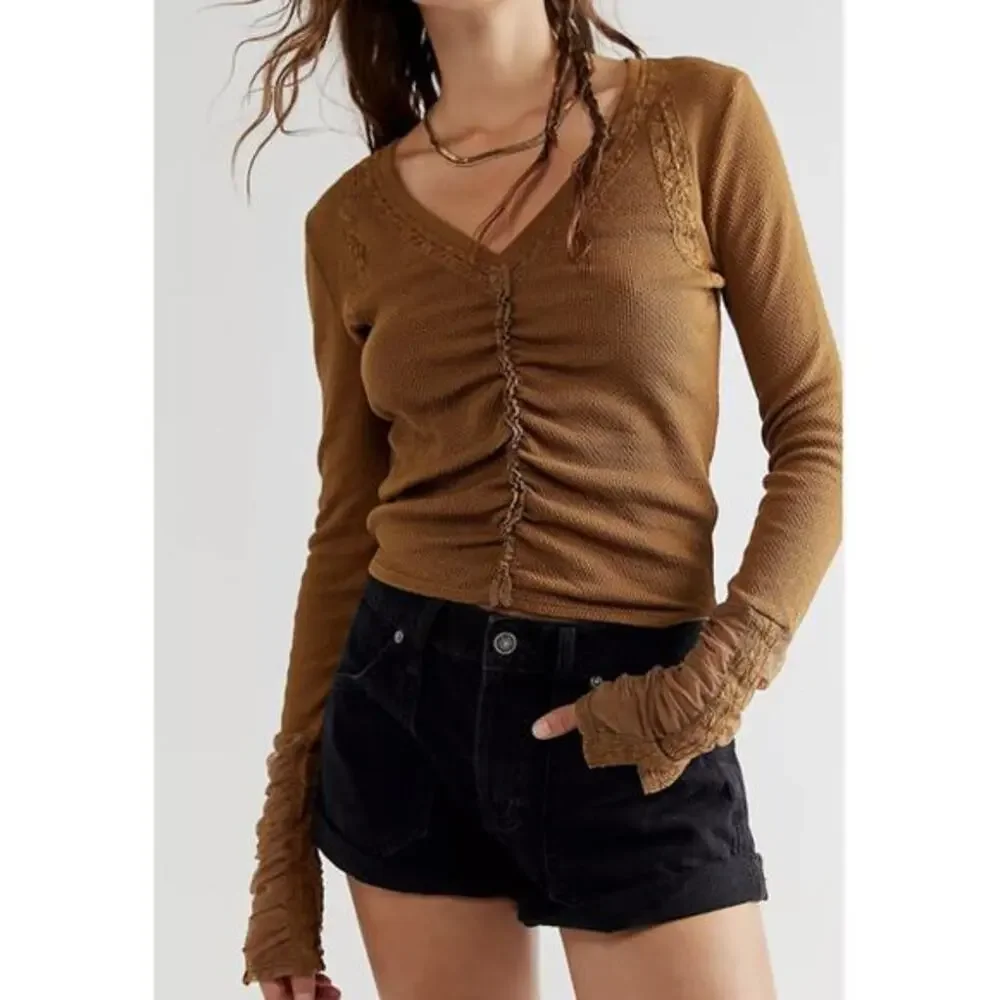 Free‎ People tan brown ribbed ruched long sleeve thermal